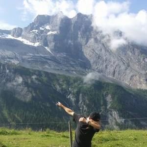 Meet your Posher, Thomas